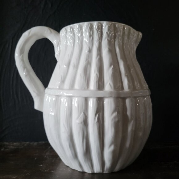 Vintage Italian White Ceramic Asparagus Pitcher With Bow Design *Read - Picture 3 of 9